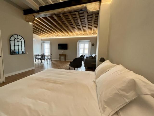 Ti1 Estiloso Loft 120M De La Catedral Tomas De Ibarra Street Sevilla Exteriér fotografie